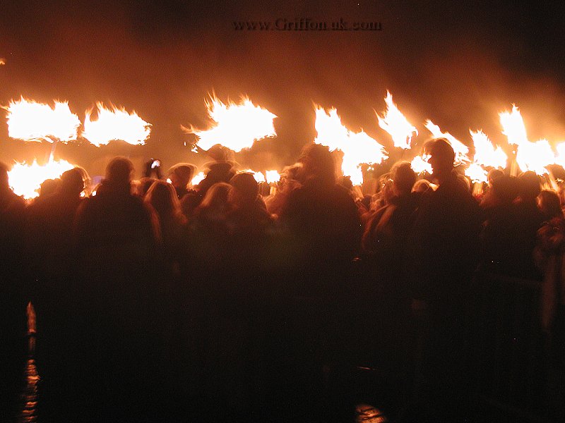 2006 Lerwick Up Helly Aa 2006, watching the torches, P1312783.
