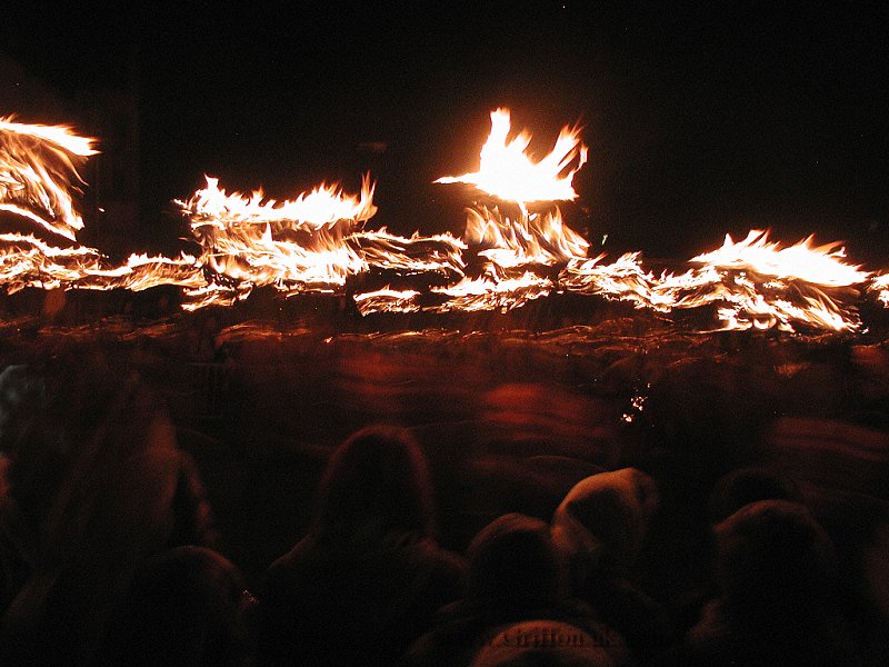 2006 Lerwick Up Helly Aa 2006, watching the torches, P1312800.