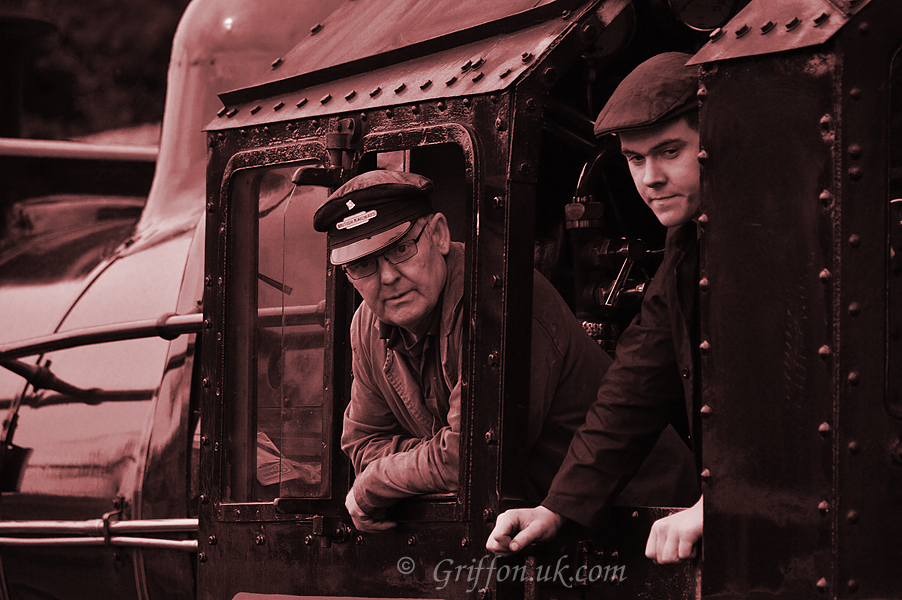 '1030 Aviemore' arrives at The Boat