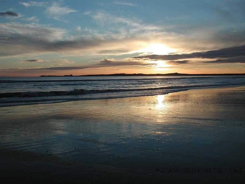 Findhorn April 2004, 800 x 600.