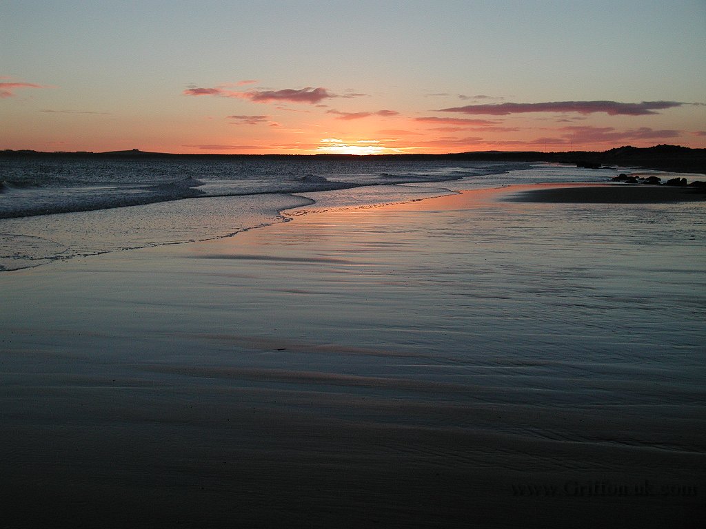 Findhorn Beach Sunrise P9190013.